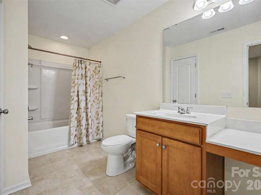 12826 Rusty Blackbird Way, Charlotte, NC 28278.  MLS# CAR4425289, YatesRealty ID 28113. 