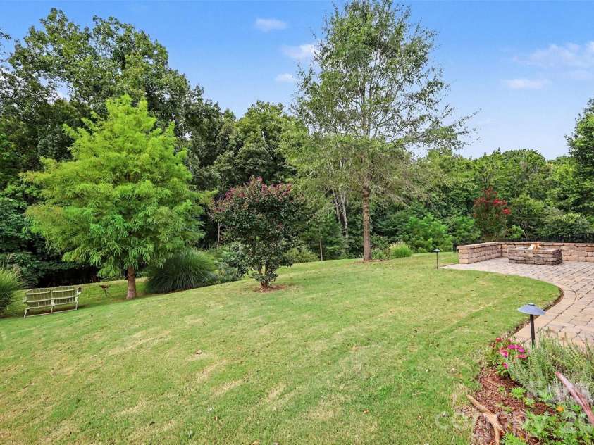 12826 Rusty Blackbird Way, Charlotte, NC 28278.  MLS# CAR4425289, YatesRealty ID 28113. 