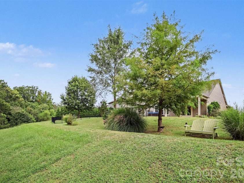 12826 Rusty Blackbird Way, Charlotte, NC 28278.  MLS# CAR4425289, YatesRealty ID 28113. 