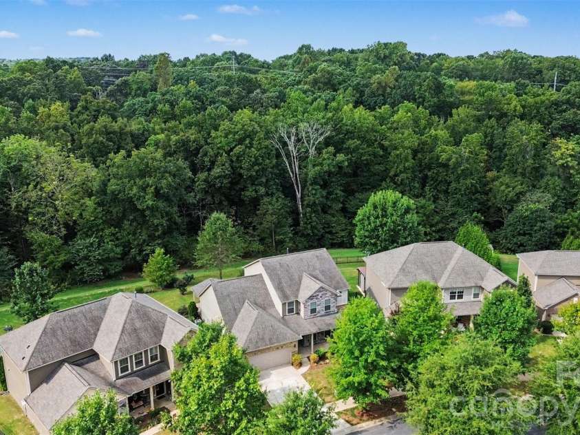 12826 Rusty Blackbird Way, Charlotte, NC 28278.  MLS# CAR4425289, YatesRealty ID 28113. 