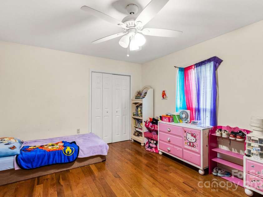 662 Willa Court, Chester, SC 29706.  MLS# CAR4273893, YatesRealty ID 28113. 