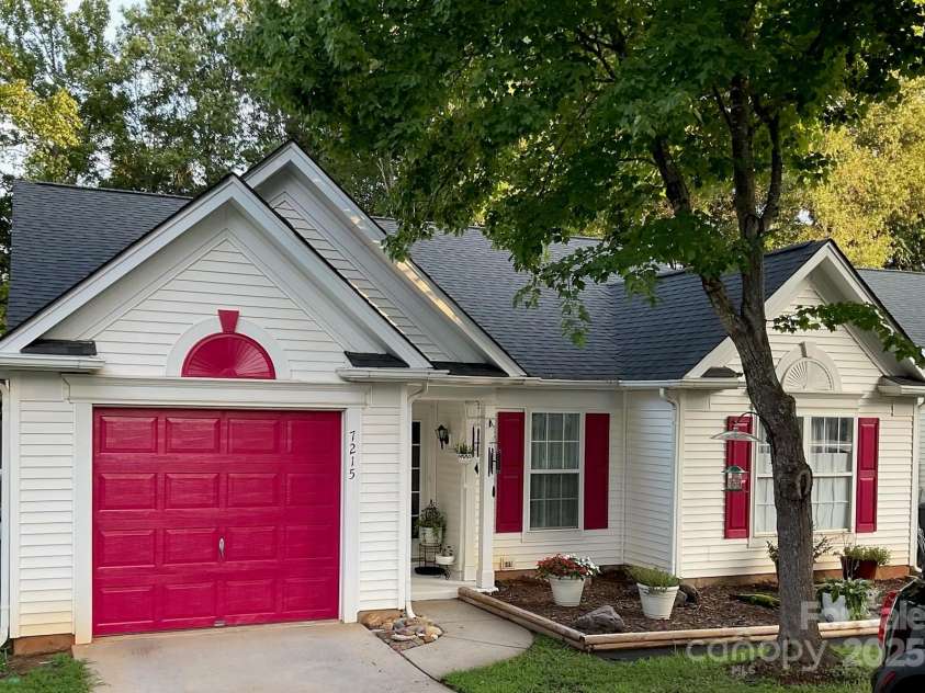7215 Wingstone Lane, Charlotte, NC 28262.  MLS# CAR4274682, YatesRealty ID 28115. Welcome Home!