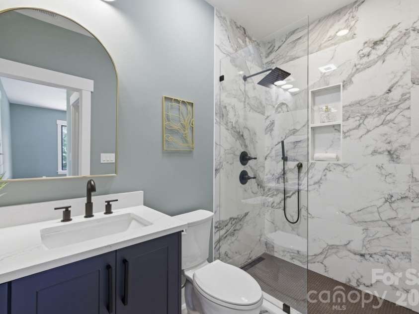 7607 Cottonwood Drive, Denver, NC 28037.  MLS# CAR4387362, YatesRealty ID 28115. En-suite Three 