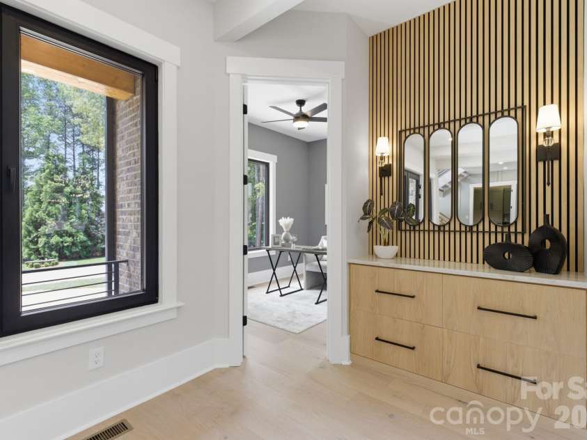 7607 Cottonwood Drive, Denver, NC 28037.  MLS# CAR4387362, YatesRealty ID 28115. Foyer 