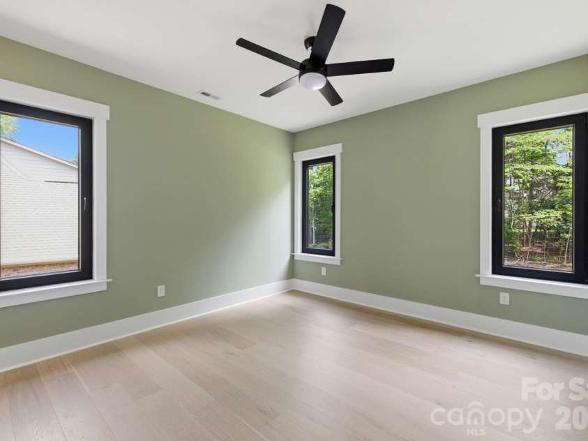 7607 Cottonwood Drive, Denver, NC 28037.  MLS# CAR4387362, YatesRealty ID 28115. Guest Suite Four