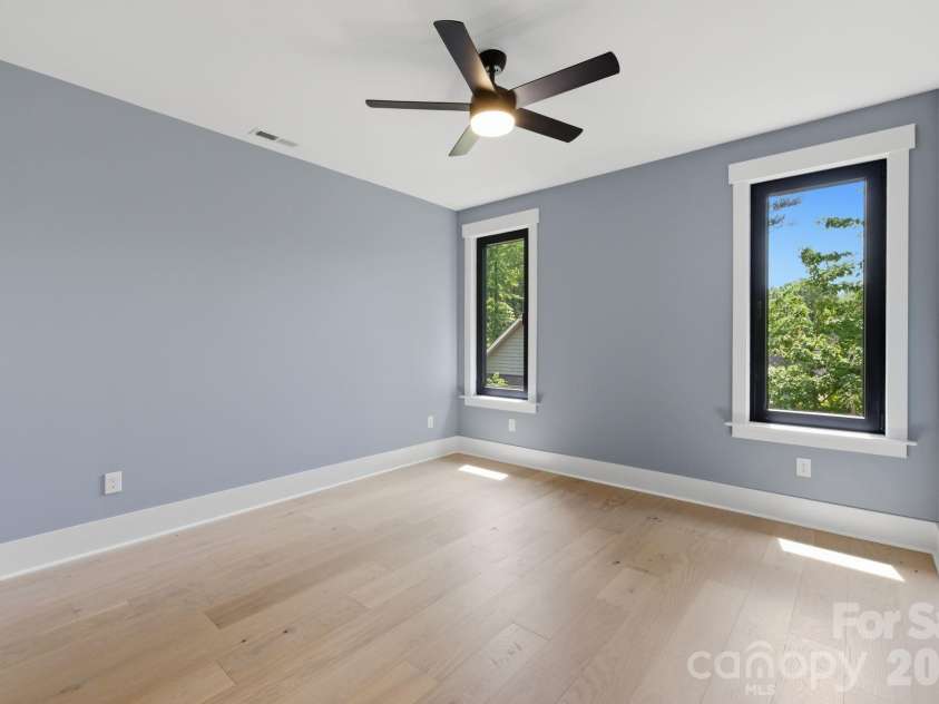 7607 Cottonwood Drive, Denver, NC 28037.  MLS# CAR4387362, YatesRealty ID 28115. Guest Suite One 