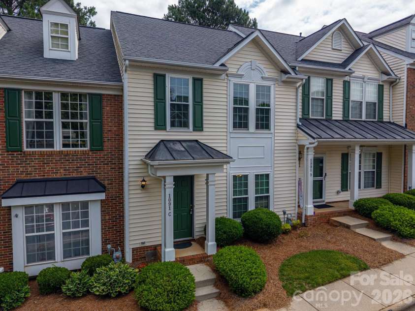 1091 Cramerton Village Drive, Cramerton, NC 28032.  MLS# CAR4387823, YatesRealty ID 28117. 