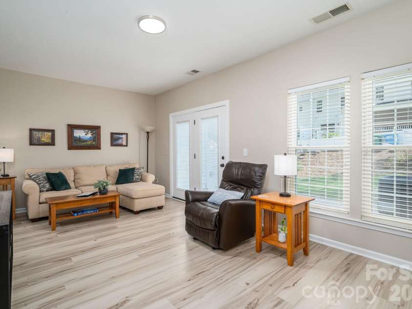1091 Cramerton Village Drive, Cramerton, NC 28032.  MLS# CAR4387823, YatesRealty ID 28117. 