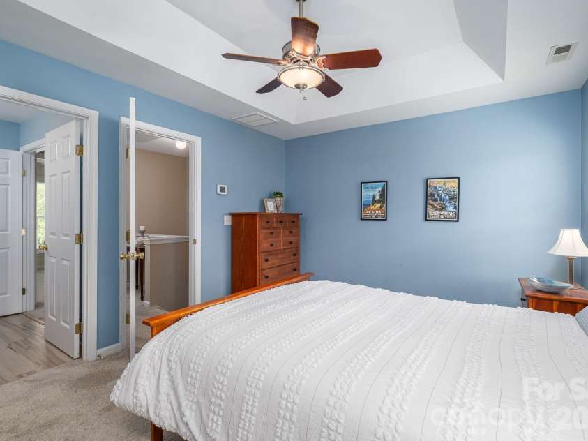 1091 Cramerton Village Drive, Cramerton, NC 28032.  MLS# CAR4387823, YatesRealty ID 28117. 