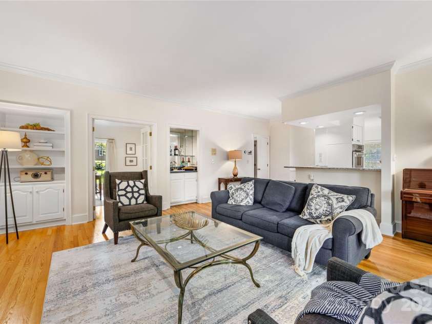 9413 Tillot Drive, Matthews, NC 28105.  MLS# CAR4298257, YatesRealty ID 28117. 