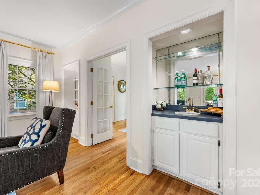 9413 Tillot Drive, Matthews, NC 28105.  MLS# CAR4298257, YatesRealty ID 28117. 