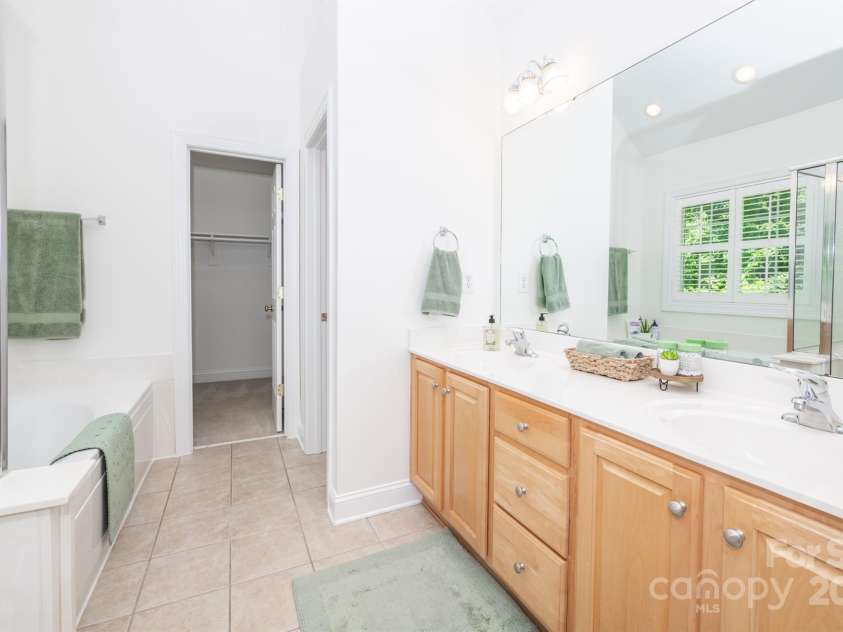 12004 Cobham Court, Huntersville, NC 28078.  MLS# CAR4281075, YatesRealty ID 28119. 