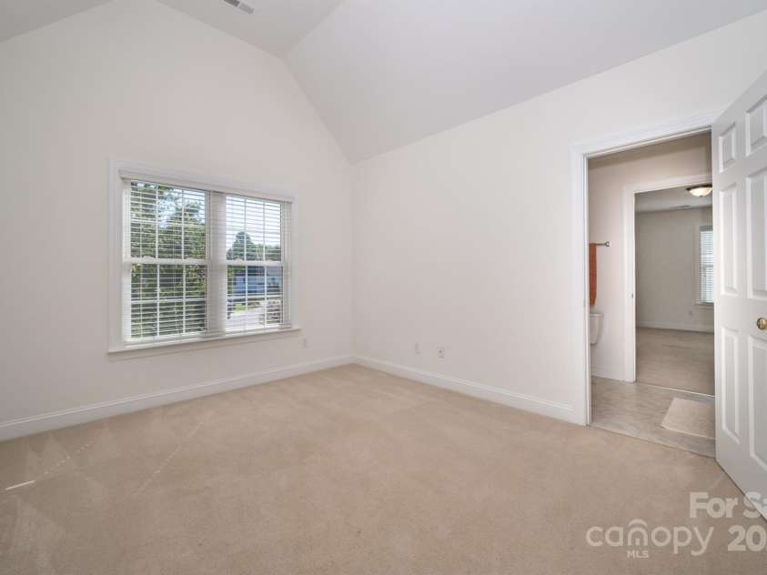 12004 Cobham Court, Huntersville, NC 28078.  MLS# CAR4281075, YatesRealty ID 28119. 