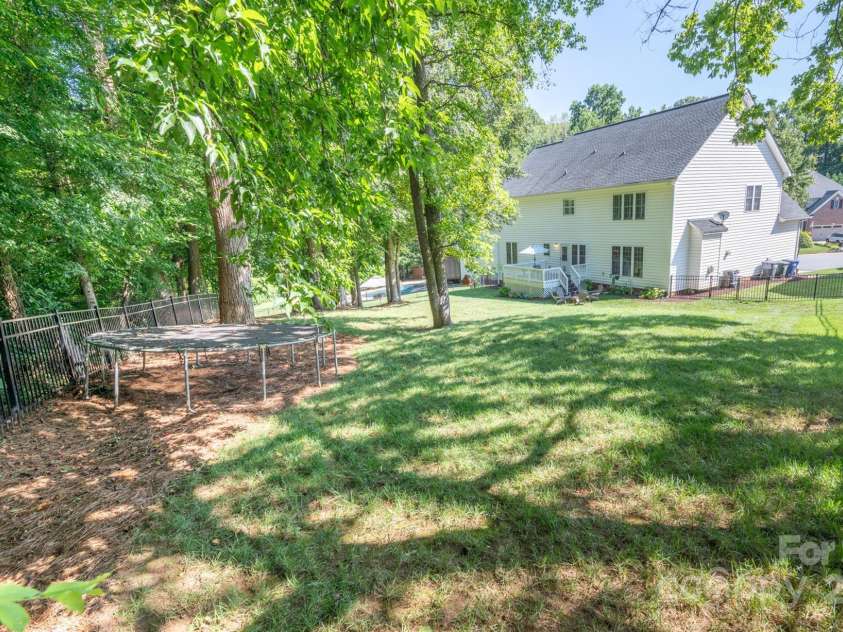 12004 Cobham Court, Huntersville, NC 28078.  MLS# CAR4281075, YatesRealty ID 28119. 