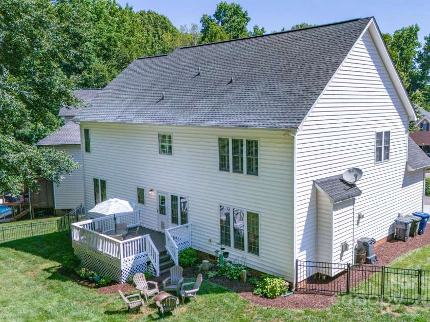12004 Cobham Court, Huntersville, NC 28078.  MLS# CAR4281075, YatesRealty ID 28119. 