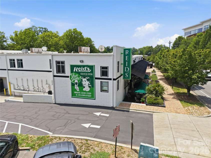 2946 Selwyn Avenue, Charlotte, NC 28209.  MLS# CAR4387931, YatesRealty ID 28119. 