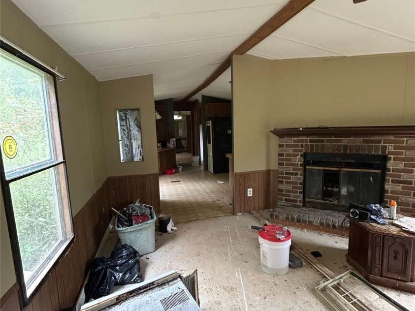 3485 Cedar Circle Road, Lancaster, SC 29720.  MLS# CAR4300756, YatesRealty ID 2812. Livingroom