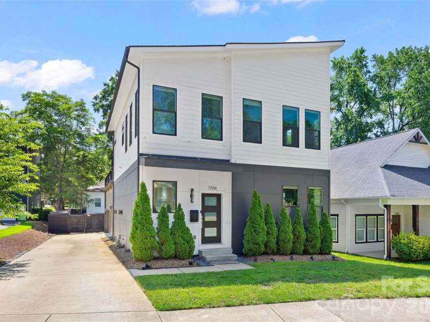 1704 Pegram Street, Charlotte, NC 28205.  MLS# CAR4388343, YatesRealty ID 28120. 