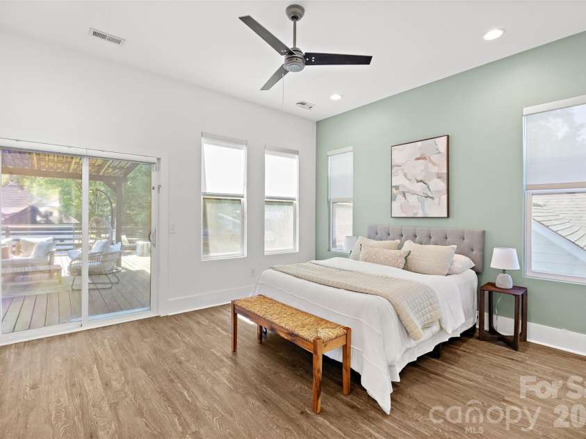 1704 Pegram Street, Charlotte, NC 28205.  MLS# CAR4388343, YatesRealty ID 28120. 