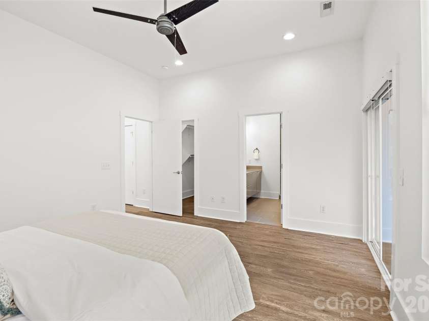 1704 Pegram Street, Charlotte, NC 28205.  MLS# CAR4388343, YatesRealty ID 28120. 