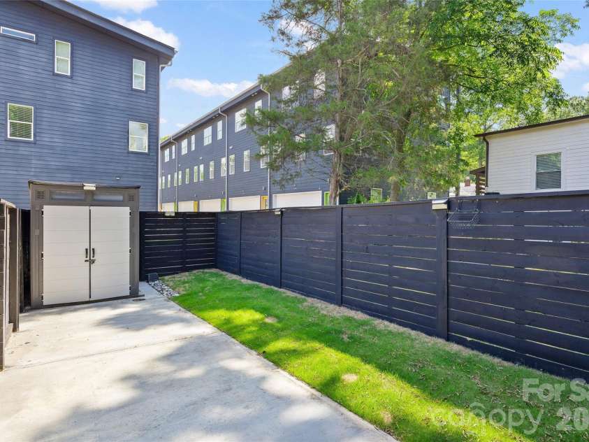 1704 Pegram Street, Charlotte, NC 28205.  MLS# CAR4388343, YatesRealty ID 28120. 