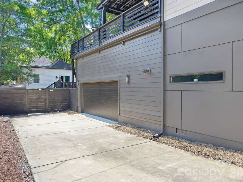1704 Pegram Street, Charlotte, NC 28205.  MLS# CAR4388343, YatesRealty ID 28120. 