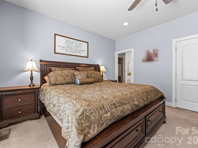 11 Jupiter Hills Drive, Weaverville, NC 28787.  MLS# CAR4388629, YatesRealty ID 28121. 