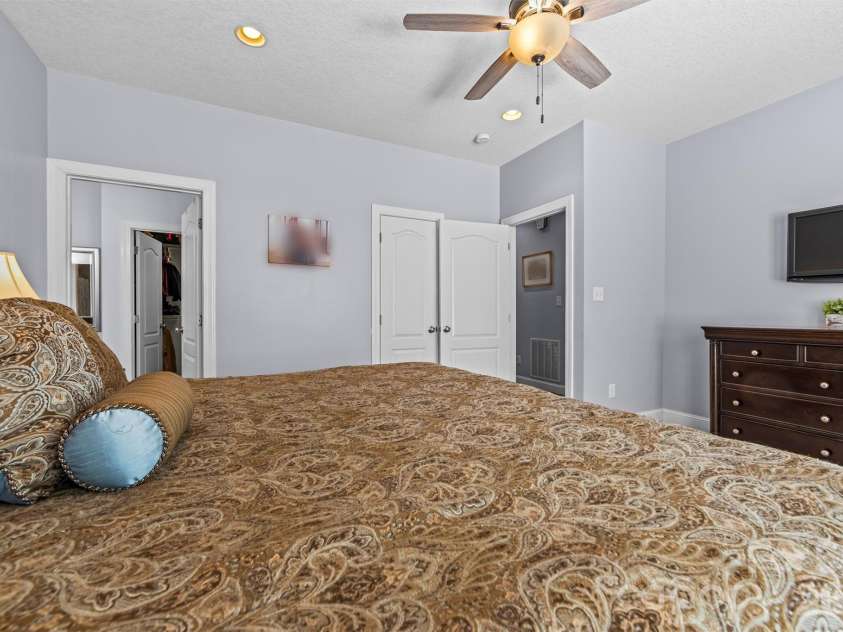 11 Jupiter Hills Drive, Weaverville, NC 28787.  MLS# CAR4388629, YatesRealty ID 28121. 