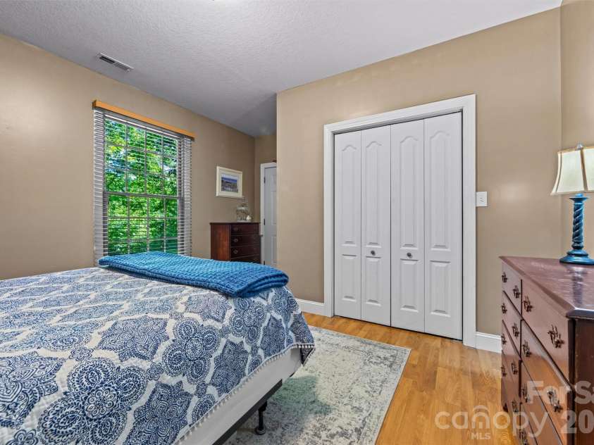 11 Jupiter Hills Drive, Weaverville, NC 28787.  MLS# CAR4388629, YatesRealty ID 28121. 
