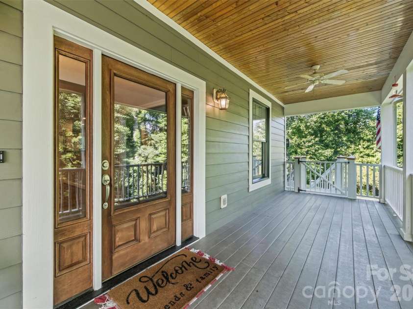 11 Jupiter Hills Drive, Weaverville, NC 28787.  MLS# CAR4388629, YatesRealty ID 28121. 
