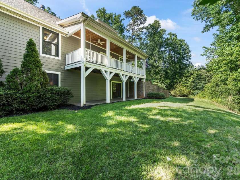 11 Jupiter Hills Drive, Weaverville, NC 28787.  MLS# CAR4388629, YatesRealty ID 28121. 