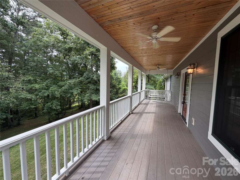 11 Jupiter Hills Drive, Weaverville, NC 28787.  MLS# CAR4418516, YatesRealty ID 28121. 