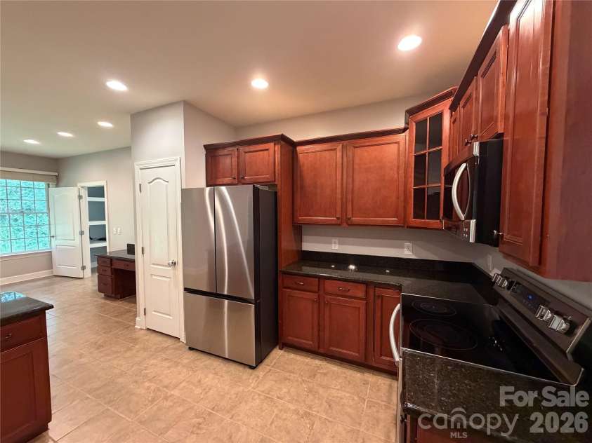 11 Jupiter Hills Drive, Weaverville, NC 28787.  MLS# CAR4418516, YatesRealty ID 28121. 