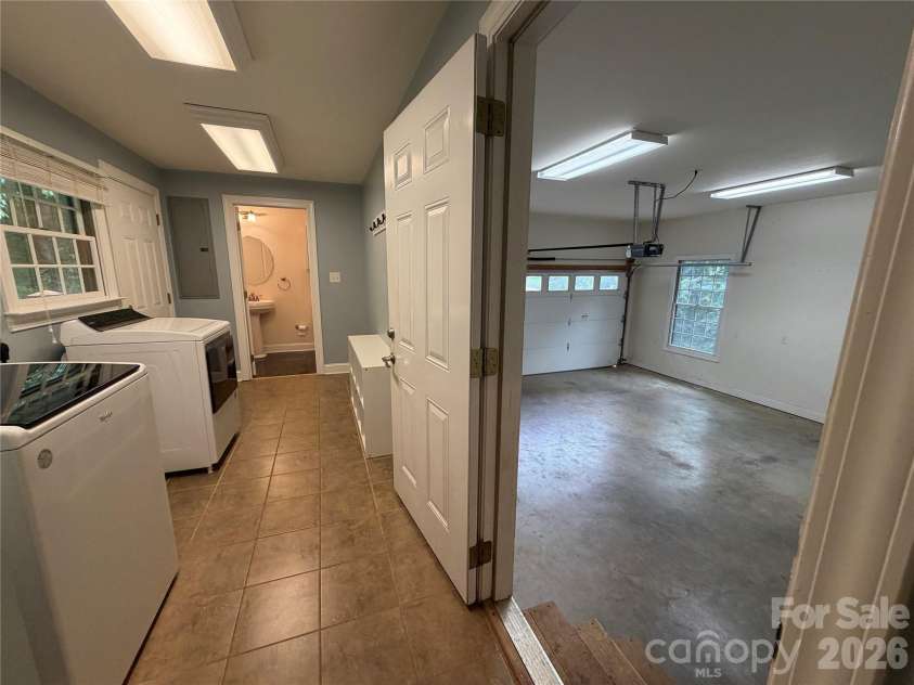 11 Jupiter Hills Drive, Weaverville, NC 28787.  MLS# CAR4418516, YatesRealty ID 28121. 