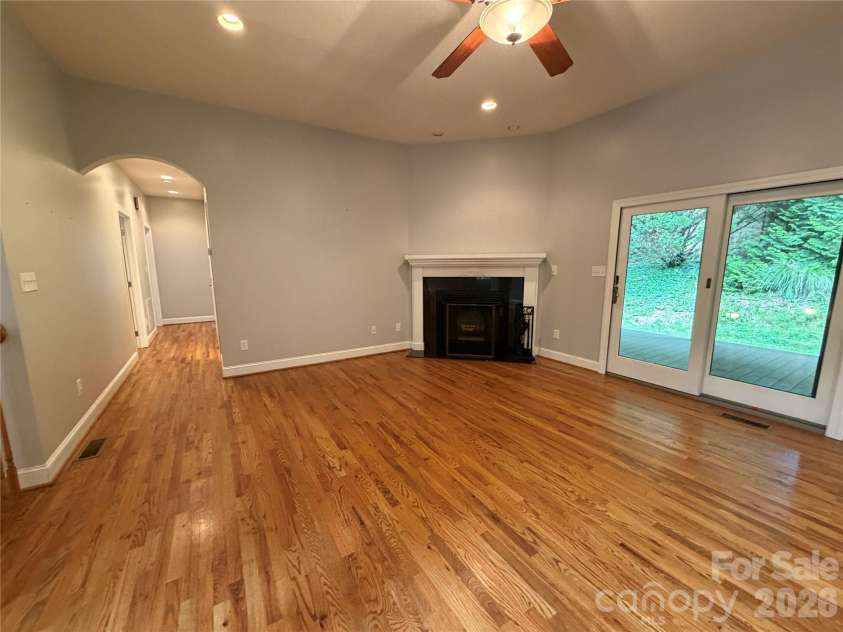 11 Jupiter Hills Drive, Weaverville, NC 28787.  MLS# CAR4418516, YatesRealty ID 28121. 
