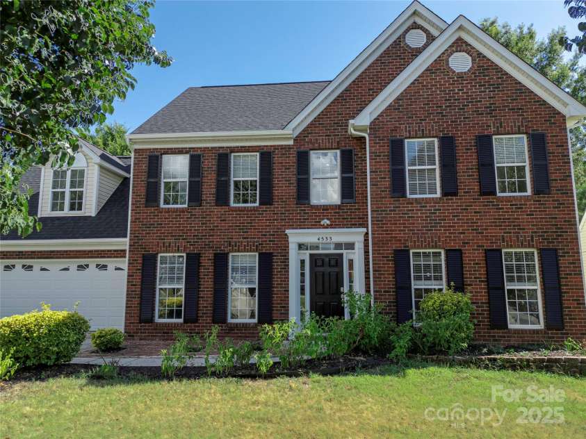 4533 Cades Cove Drive, Charlotte, NC 28273.  MLS# CAR4283201, YatesRealty ID 28121. 