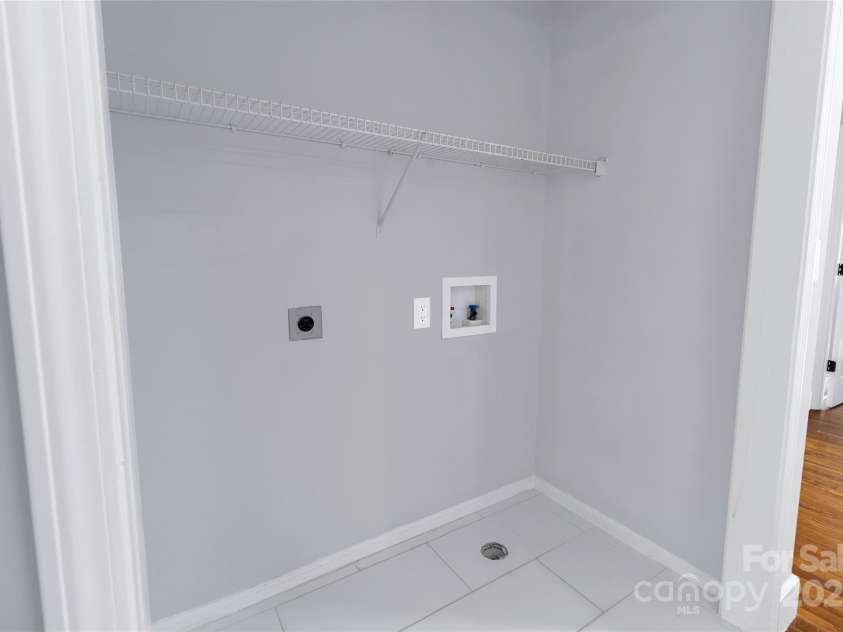 4533 Cades Cove Drive, Charlotte, NC 28273.  MLS# CAR4283201, YatesRealty ID 28121. 