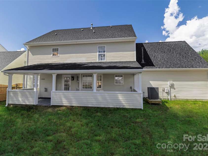 4533 Cades Cove Drive, Charlotte, NC 28273.  MLS# CAR4283201, YatesRealty ID 28121. 