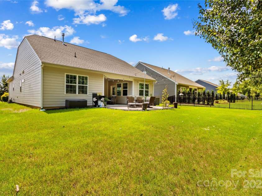 14036 Asbury Park Road, Huntersville, NC 28078.  MLS# CAR4283671, YatesRealty ID 28122. Back
