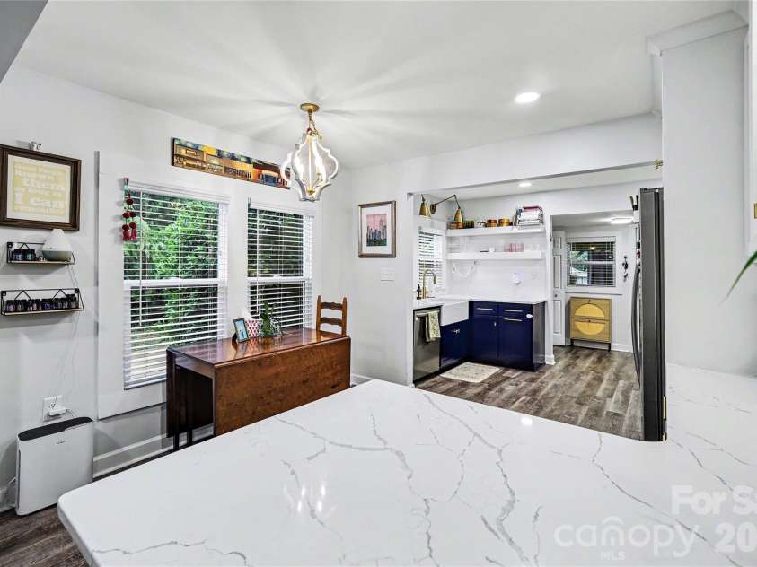1528 Point Road, Belmont, NC 28012.  MLS# CAR4388384, YatesRealty ID 28122. 