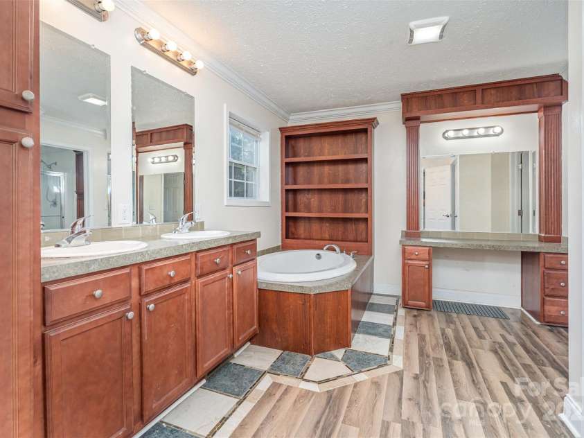 9921 Lancaster Highway, Waxhaw, NC 28173.  MLS# CAR4285329, YatesRealty ID 28123. 