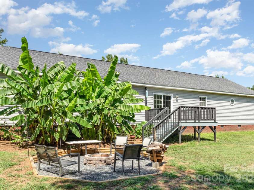 9921 Lancaster Highway, Waxhaw, NC 28173.  MLS# CAR4285329, YatesRealty ID 28123. 