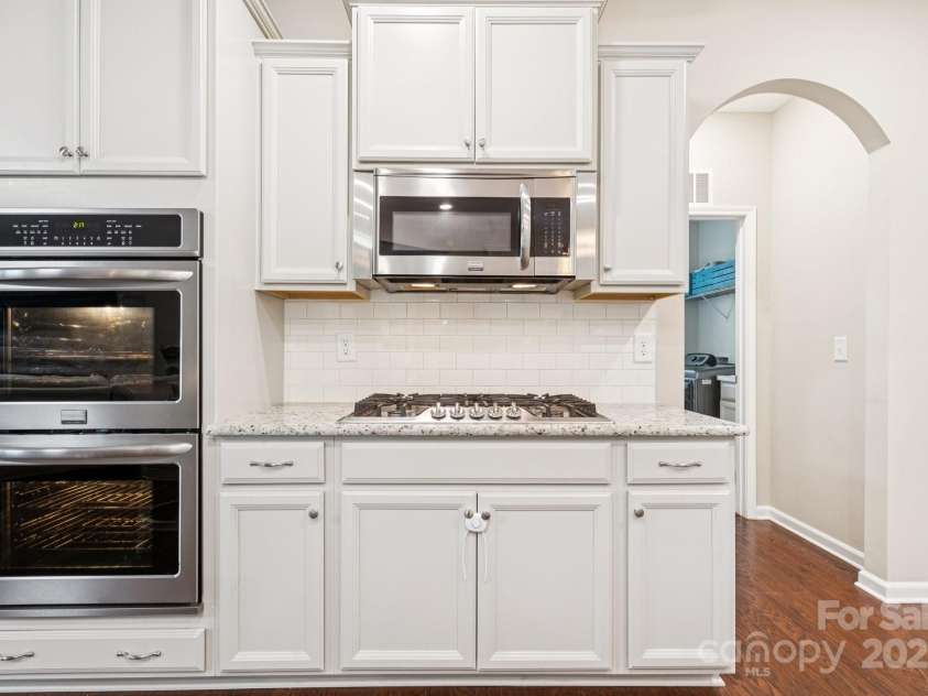 239 Kentmere Lane, Clover, SC 29710.  MLS# CAR4283271, YatesRealty ID 28125. 