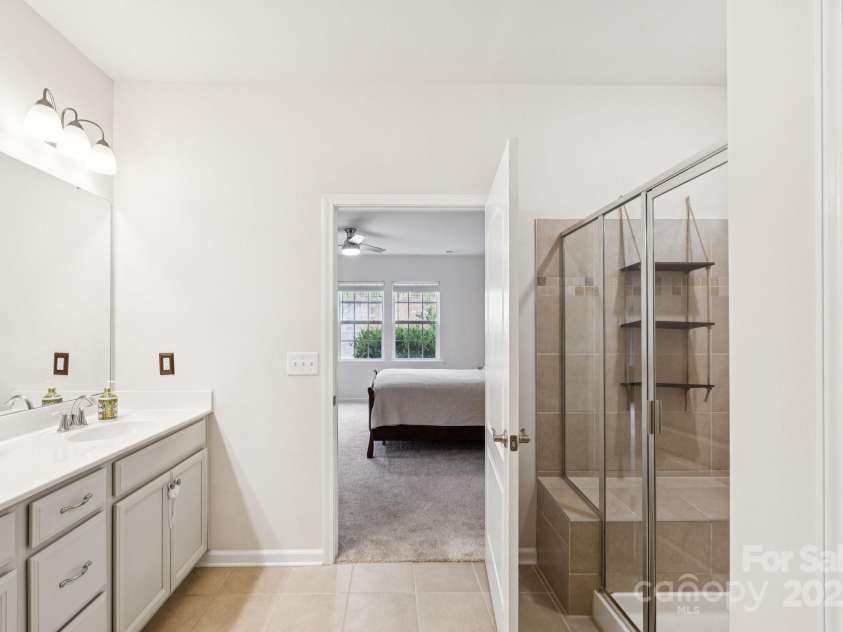 239 Kentmere Lane, Clover, SC 29710.  MLS# CAR4283271, YatesRealty ID 28125. 