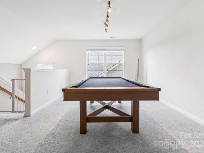 239 Kentmere Lane, Clover, SC 29710.  MLS# CAR4283271, YatesRealty ID 28125. 