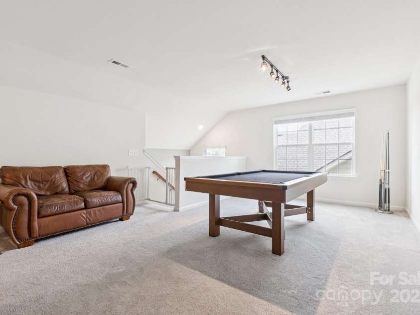 239 Kentmere Lane, Clover, SC 29710.  MLS# CAR4283271, YatesRealty ID 28125. 