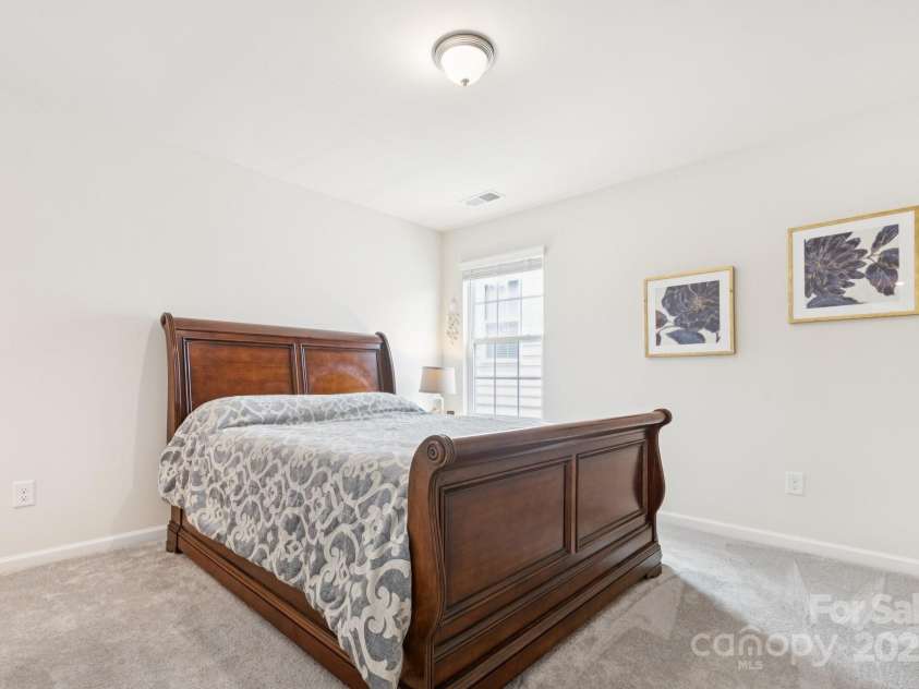 239 Kentmere Lane, Clover, SC 29710.  MLS# CAR4283271, YatesRealty ID 28125. 