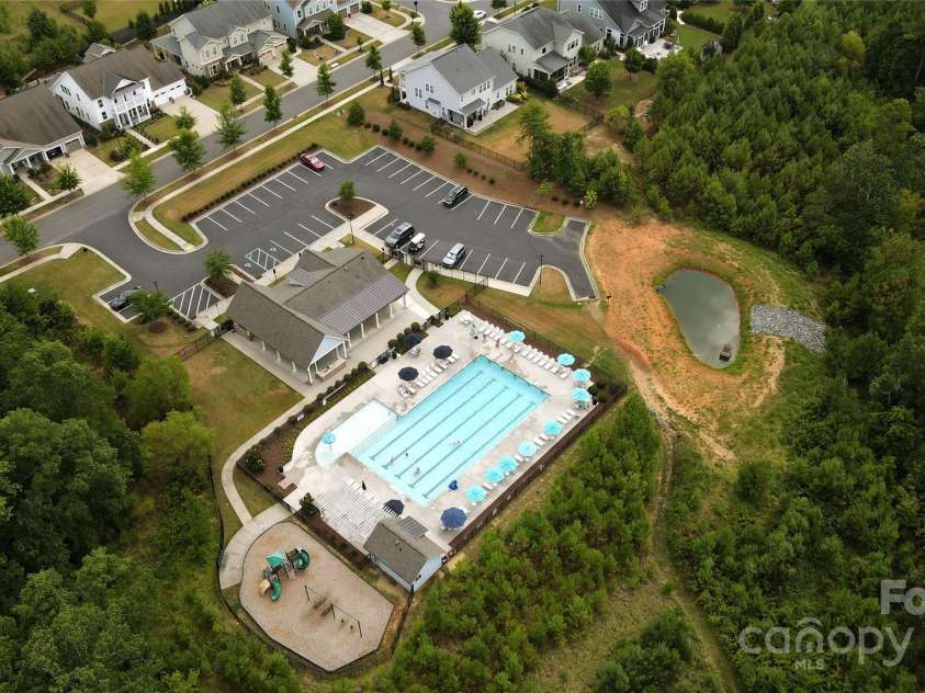 239 Kentmere Lane, Clover, SC 29710.  MLS# CAR4283271, YatesRealty ID 28125. 