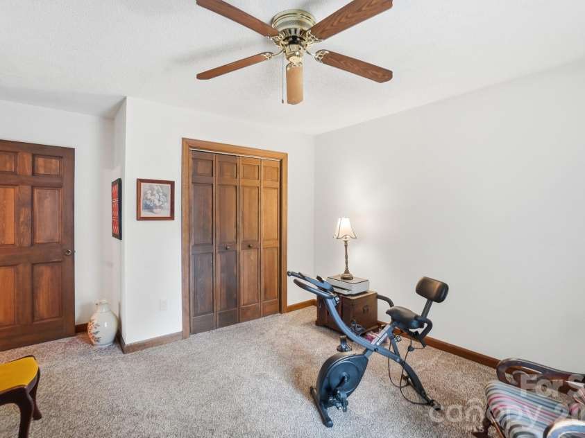 804 Mcgregor Drive, Concord, NC 28025.  MLS# CAR4389619, YatesRealty ID 28125. 