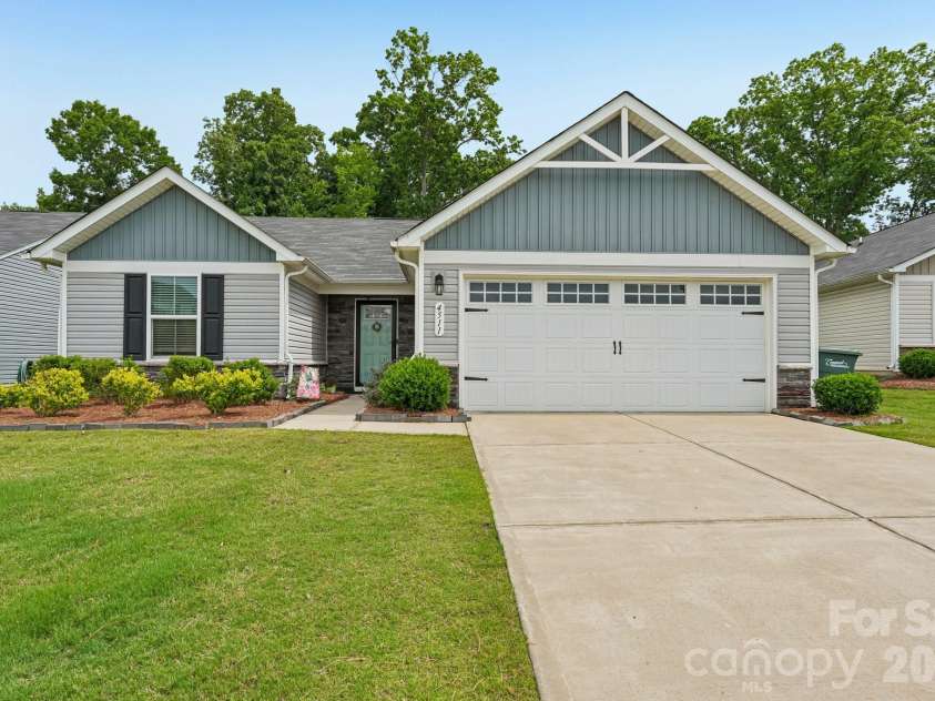4511 Hunton Dale Road, Concord, NC 28027.  MLS# CAR4383051, YatesRealty ID 28126. 